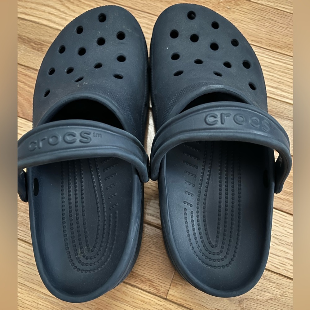 Crocs